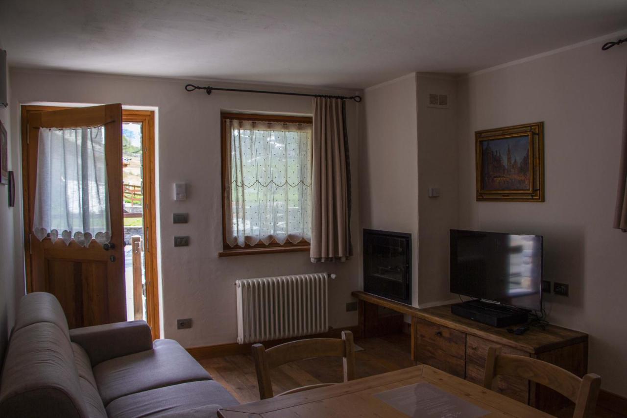 Maison Carrel Elegant 8 Breuil-Cervinia Exterior photo